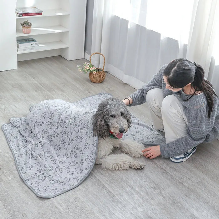 Flannel Pet Sleeping Blanket Soft Fluffy Dog Blanket Warm Breathable Cat Cover Blanket Comfortable Dog Cat Sleeping Sheet Mat - Small to Tall Pet Co.